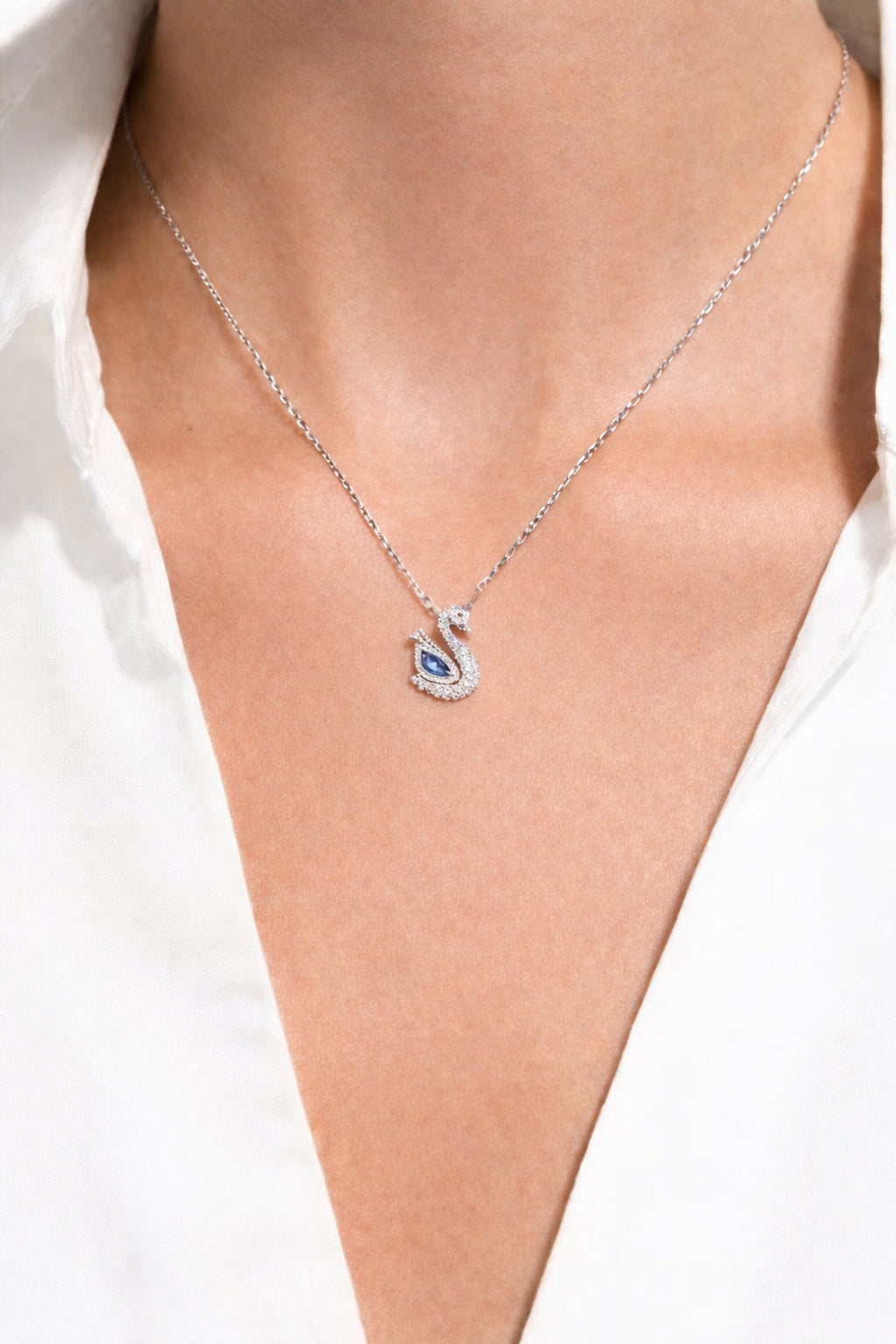 Colar Dancing Swan Azul